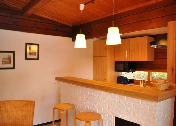 With 2 Bedrooms 乌尔门